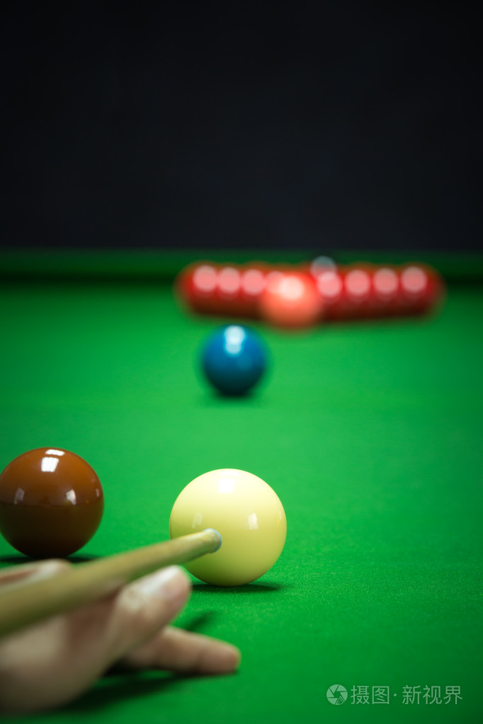 了更多的思 了更多的思